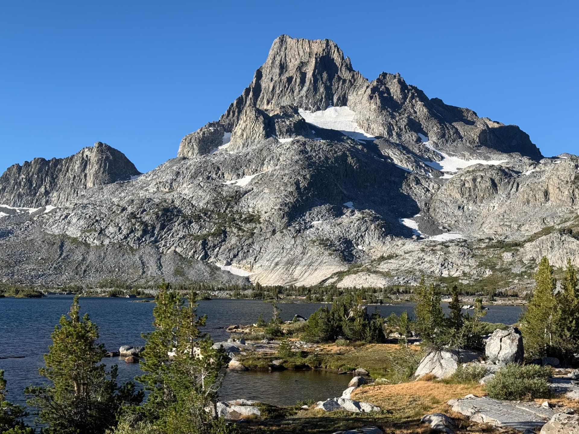 Thousand Island Lake